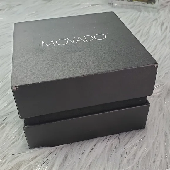 New Movado Edge Rose Gold PVD Ladies Watch - Picture 10 of 10